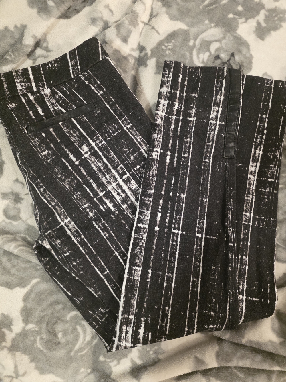 Banana Republic Black and White Striped Trousers